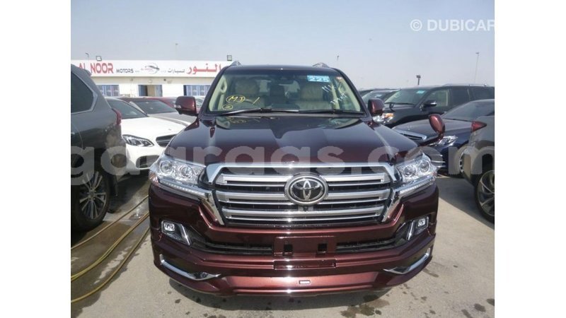 Big with watermark toyota land cruiser dakar import dubai 5177