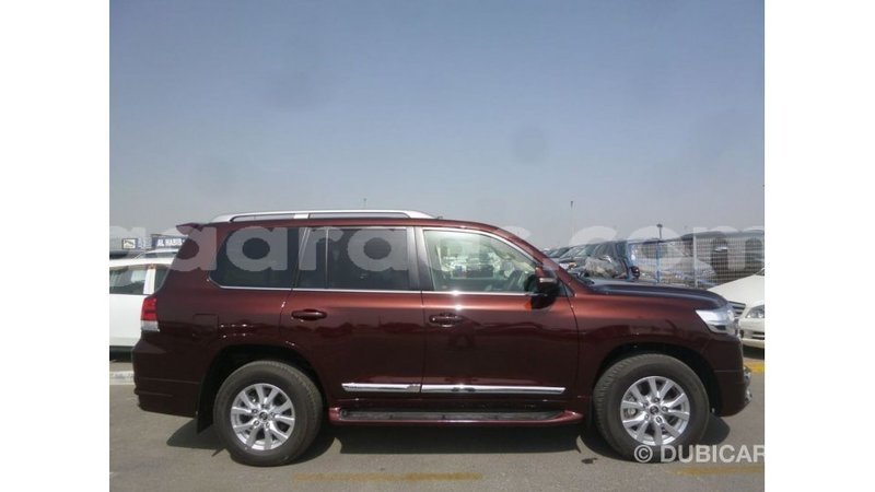 Big with watermark toyota land cruiser dakar import dubai 5177