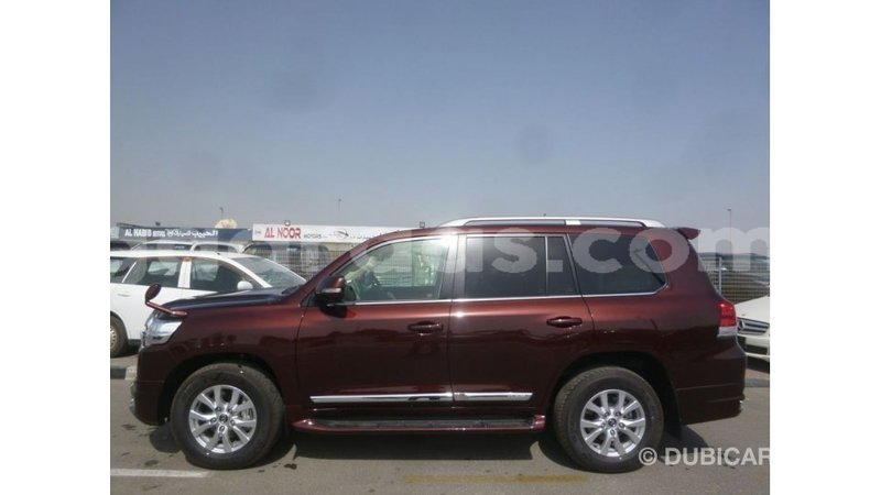 Big with watermark toyota land cruiser dakar import dubai 5177