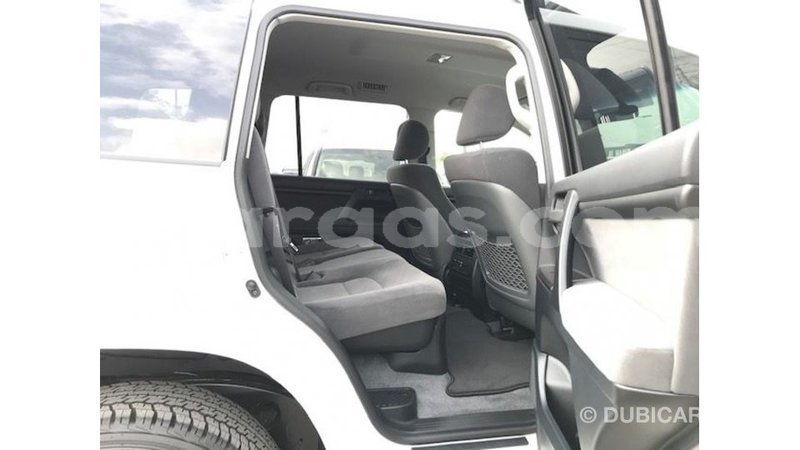 Big with watermark toyota land cruiser dakar import dubai 5182