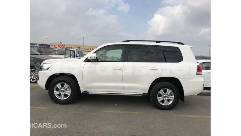 Big with watermark toyota land cruiser dakar import dubai 5182