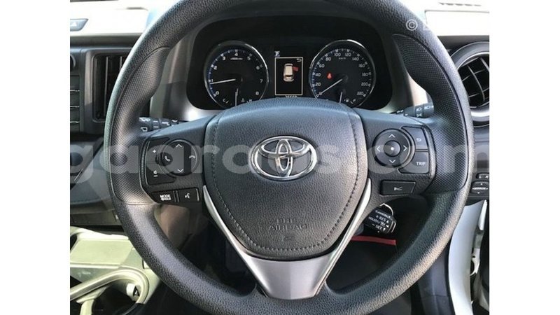 Big with watermark toyota 4runner dakar import dubai 5184