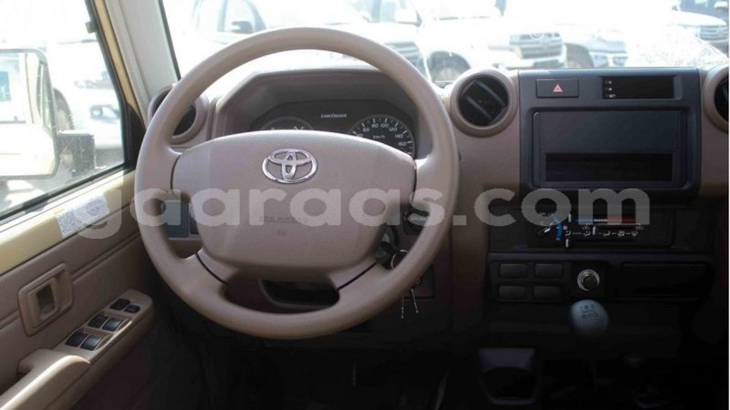 Big with watermark toyota land cruiser dakar import dubai 5192