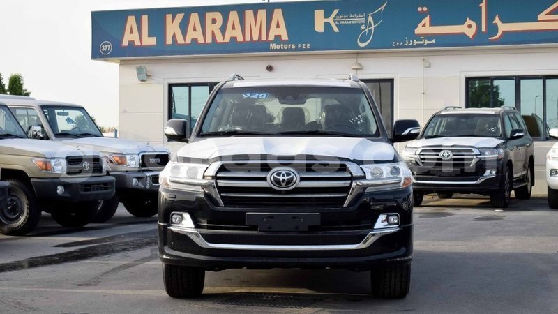 Big with watermark toyota land cruiser dakar import dubai 5198