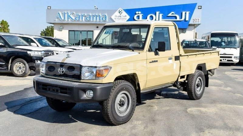 Big with watermark toyota land cruiser dakar import dubai 5206