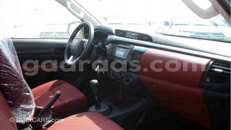 Big with watermark toyota hilux dakar import dubai 5207