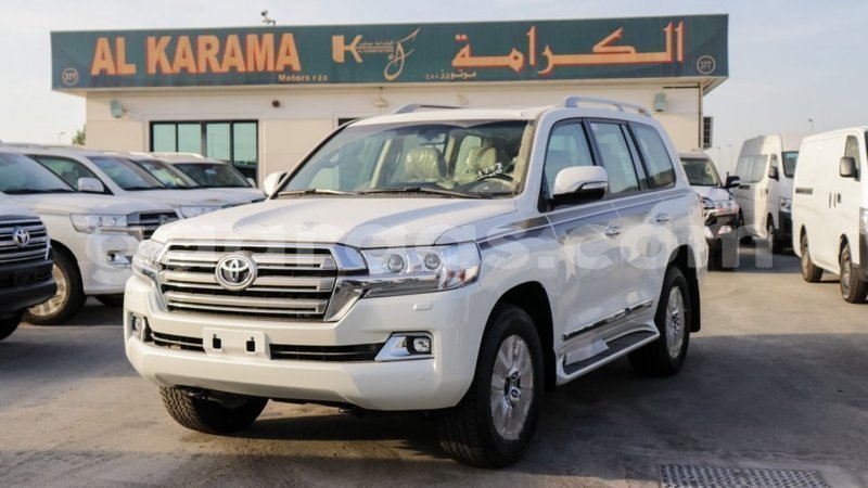 Big with watermark toyota land cruiser dakar import dubai 5208