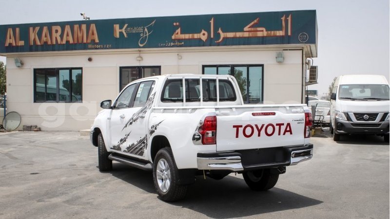 Big with watermark toyota hilux dakar import dubai 5217