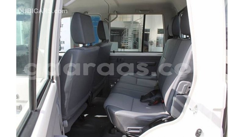 Big with watermark toyota land cruiser dakar import dubai 5232