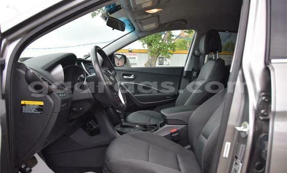 Dieundeu Occasion Hyundai Santa Fe Green Auto in Dakar in Dakar Dieundeu Occasion Hyundai Santa Fe Green Auto in Dakar in Dakar