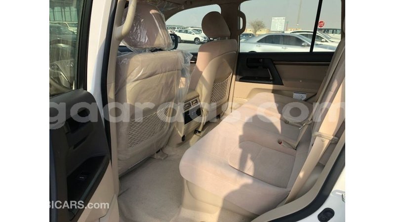 Big with watermark toyota land cruiser dakar import dubai 5254