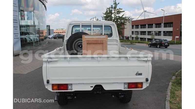 Big with watermark toyota land cruiser dakar import dubai 5259