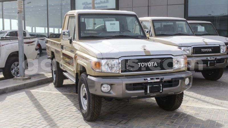 Big with watermark toyota land cruiser dakar import dubai 5269