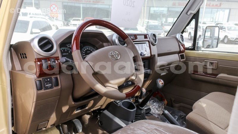 Big with watermark toyota land cruiser dakar import dubai 5269