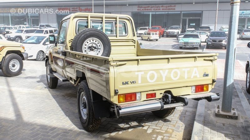 Big with watermark toyota land cruiser dakar import dubai 5269