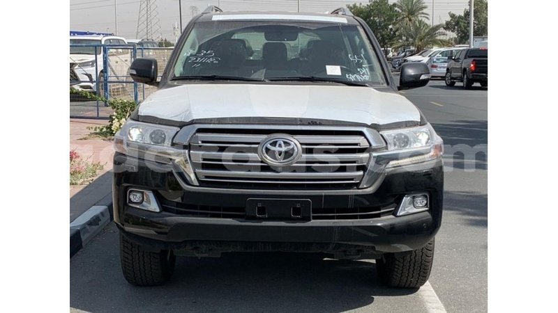 Big with watermark toyota land cruiser dakar import dubai 5282