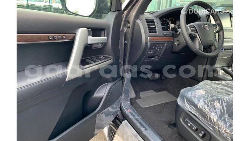 Big with watermark toyota land cruiser dakar import dubai 5325