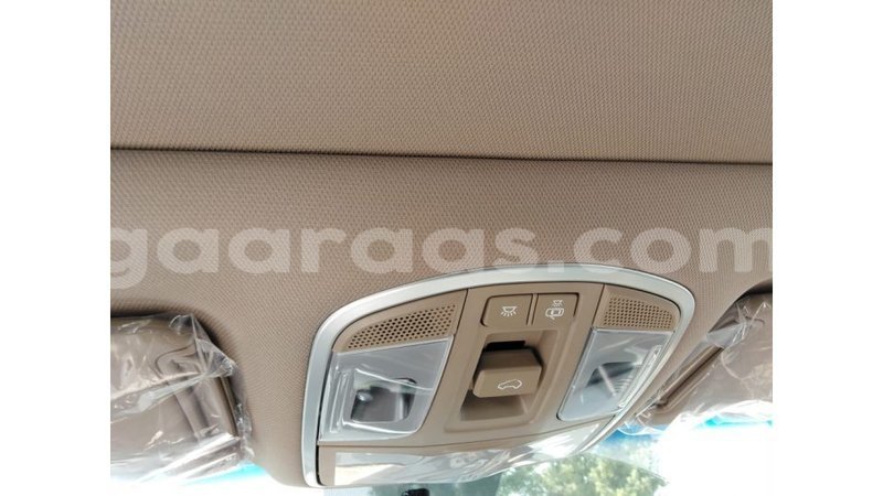 Big with watermark hyundai tucson dakar import dubai 5385