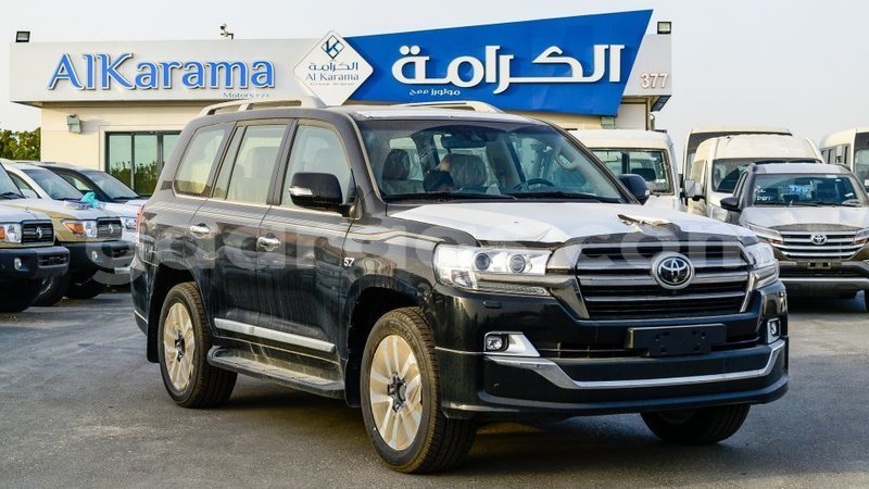 Big with watermark toyota land cruiser dakar import dubai 5409