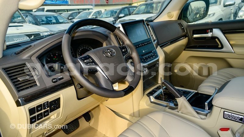 Big with watermark toyota land cruiser dakar import dubai 5409