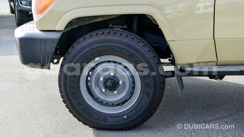 Big with watermark toyota land cruiser dakar import dubai 5417