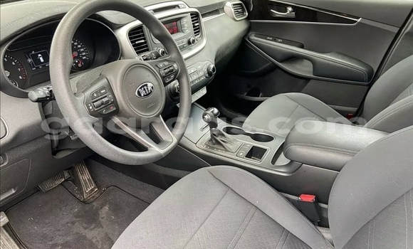 Dieundeu Occasion Kia Sorento White Auto in Dakar in Dakar Dieundeu Occasion Kia Sorento White Auto in Dakar in Dakar