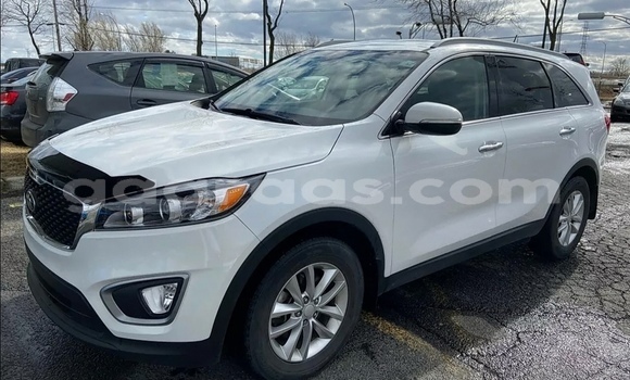 Dieundeu Occasion Kia Sorento White Auto in Dakar in Dakar Dieundeu Occasion Kia Sorento White Auto in Dakar in Dakar