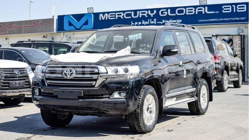 Big with watermark toyota land cruiser dakar import dubai 5426