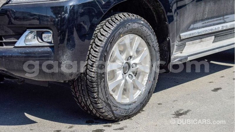 Big with watermark toyota land cruiser dakar import dubai 5431