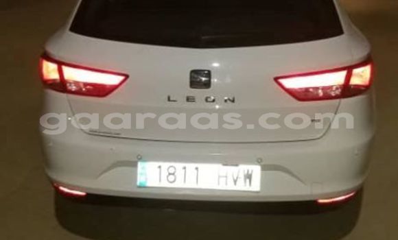 Acheter Occasion Voiture SEAT Leon Blanc à Thiès, Région de Thiès Acheter Occasion Voiture SEAT Leon Blanc à Thiès, Région de Thiès