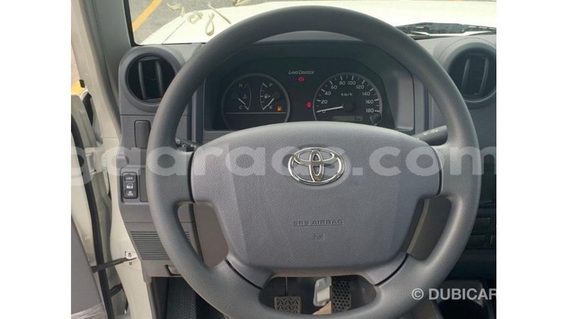 Big with watermark toyota land cruiser dakar import dubai 5475