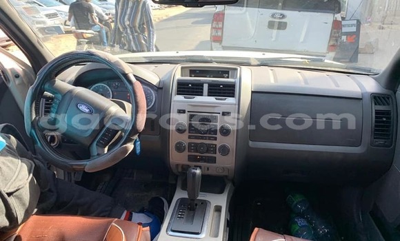 Dieundeu Occasion Ford Escape Silver Auto in Dakar in Dakar Dieundeu Occasion Ford Escape Silver Auto in Dakar in Dakar