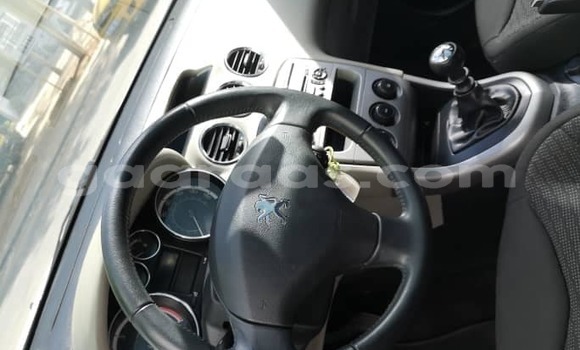 Dieundeu Occasion Peugeot 308 Silver Auto in Dakar in Dakar Dieundeu Occasion Peugeot 308 Silver Auto in Dakar in Dakar