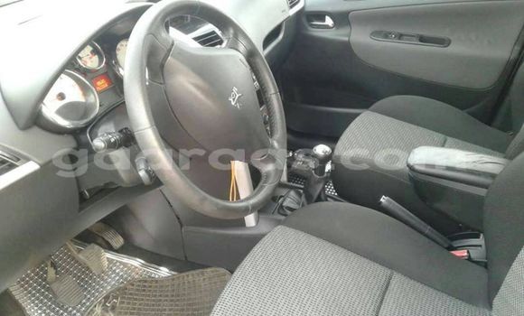 Dieundeu Occasion Peugeot 207 Silver Auto in Dakar in Dakar Dieundeu Occasion Peugeot 207 Silver Auto in Dakar in Dakar