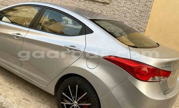 Buy Used Hyundai Elantra Silver Car in Dakar in Dakar Buy Used Hyundai Elantra Silver Car in Dakar in Dakar