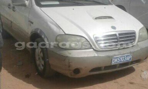 Buy Used Kia Carnival White Car in Dakar in Dakar Buy Used Kia Carnival White Car in Dakar in Dakar