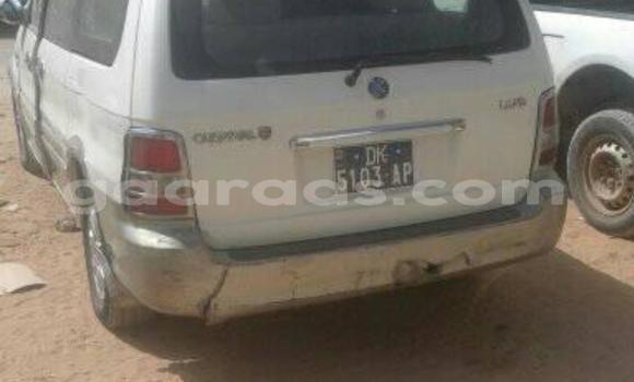 Buy Used Kia Carnival White Car in Dakar in Dakar Buy Used Kia Carnival White Car in Dakar in Dakar