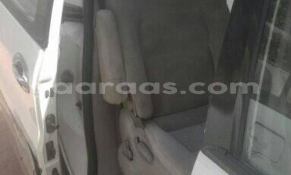 Buy Used Kia Carnival White Car in Dakar in Dakar Buy Used Kia Carnival White Car in Dakar in Dakar