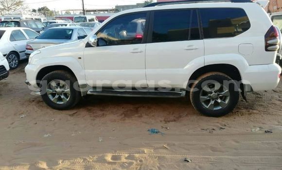 Buy Used Toyota Land Cruiser Prado White Car in Dakar in Dakar Buy Used Toyota Land Cruiser Prado White Car in Dakar in Dakar