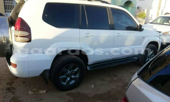 Buy Used Toyota Land Cruiser Prado White Car in Dakar in Dakar Buy Used Toyota Land Cruiser Prado White Car in Dakar in Dakar