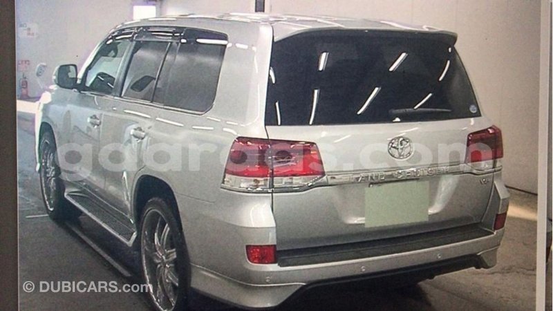 Big with watermark toyota land cruiser dakar import dubai 5629