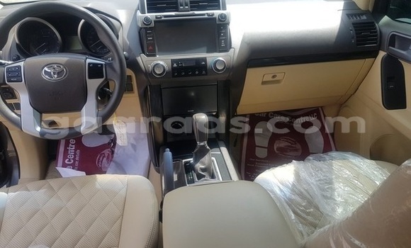 Acheter Occasion Voiture Toyota Land Cruiser Blanc à Dakar, Dakar Acheter Occasion Voiture Toyota Land Cruiser Blanc à Dakar, Dakar