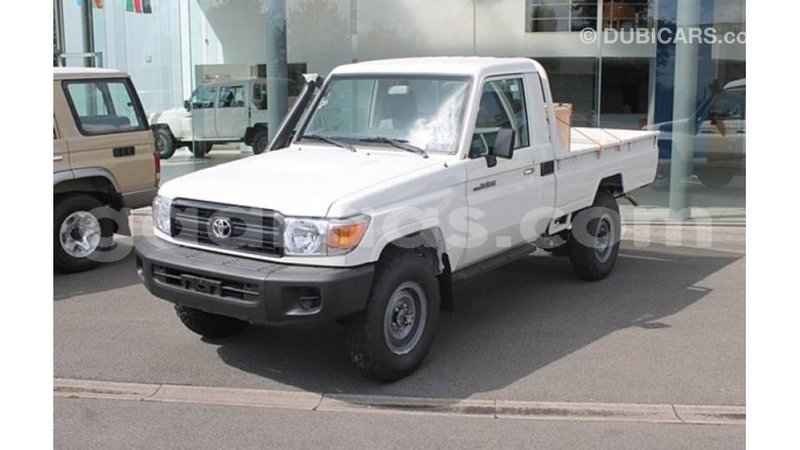 Big with watermark toyota land cruiser dakar import dubai 5639