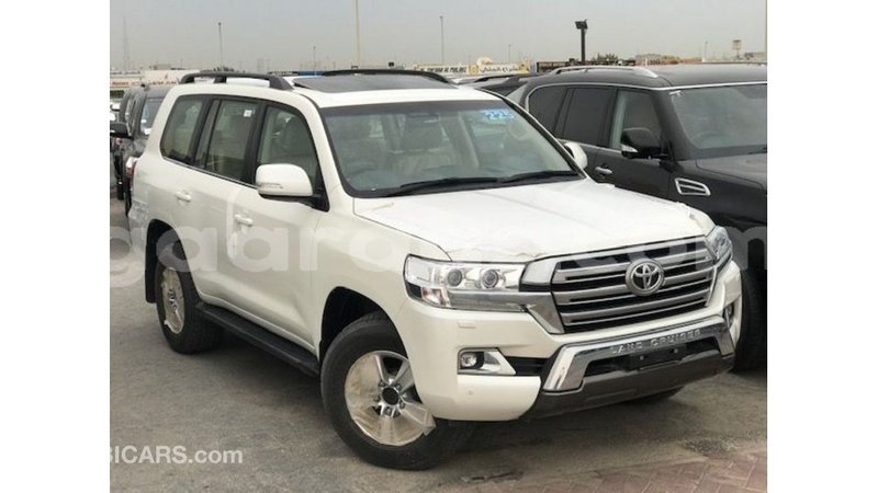 Big with watermark toyota land cruiser dakar import dubai 5753