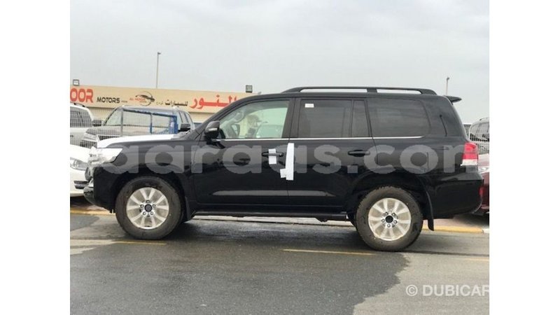 Big with watermark toyota land cruiser dakar import dubai 5755