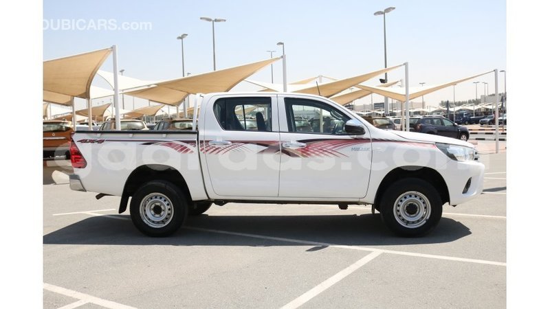 Big with watermark toyota hilux dakar import dubai 5780