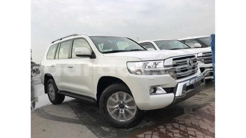 Big with watermark toyota land cruiser dakar import dubai 5781