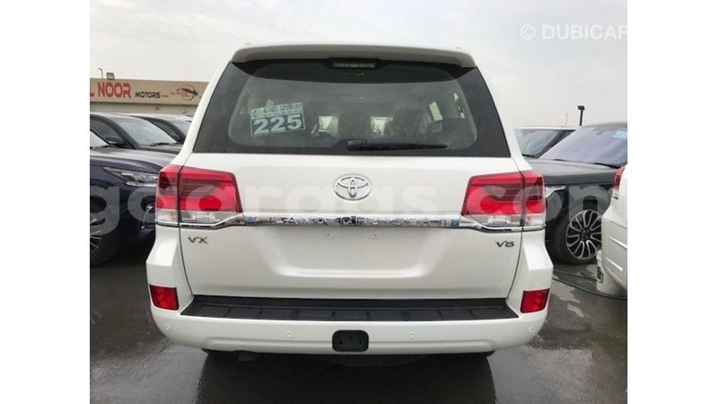 Big with watermark toyota land cruiser dakar import dubai 5781