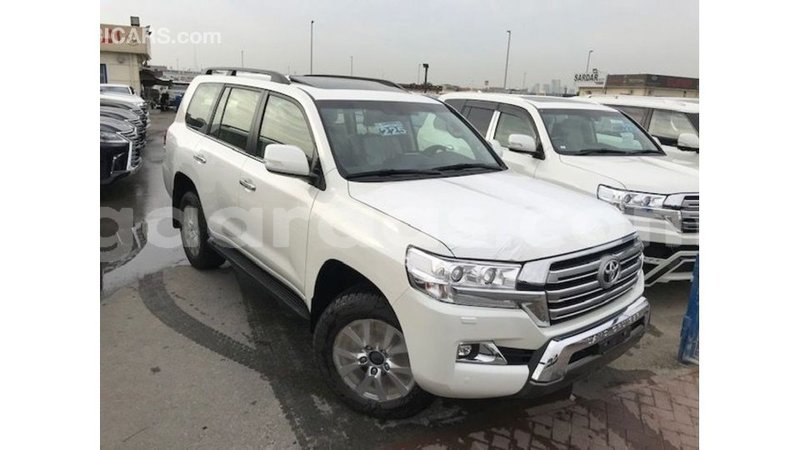 Big with watermark toyota land cruiser dakar import dubai 5781