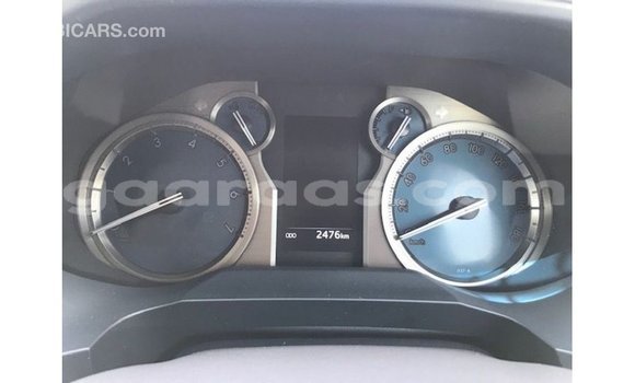 Acheter Import Voiture Toyota Prado Blanc à Import - Dubai, Dakar Acheter Import Voiture Toyota Prado Blanc à Import - Dubai, Dakar